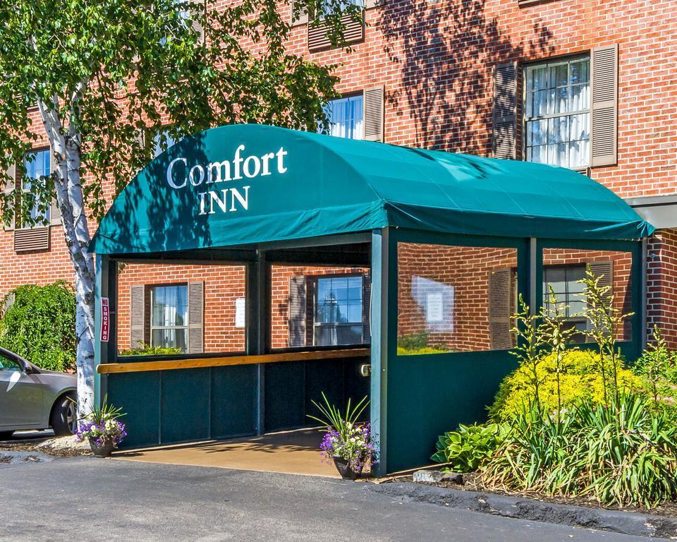 Comfort Inn Airport South Portland Exterior photo